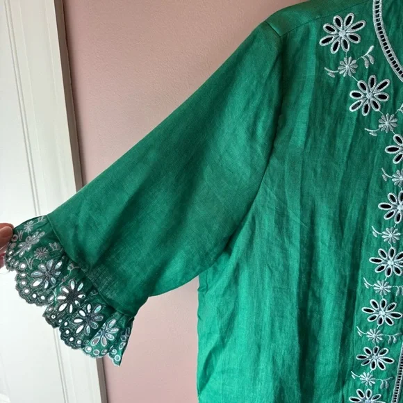 NWT Tuckernuck Hyacinth House Embroidered Linen Montauk Lounge Shirt Green - Picture 8 of 12